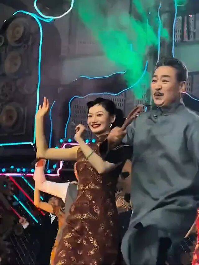 他什么时候退圈的?